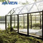 Sunroom curvado contemporâneo e tomar partido do telhado favoráveis ao meio ambiente fornecedor